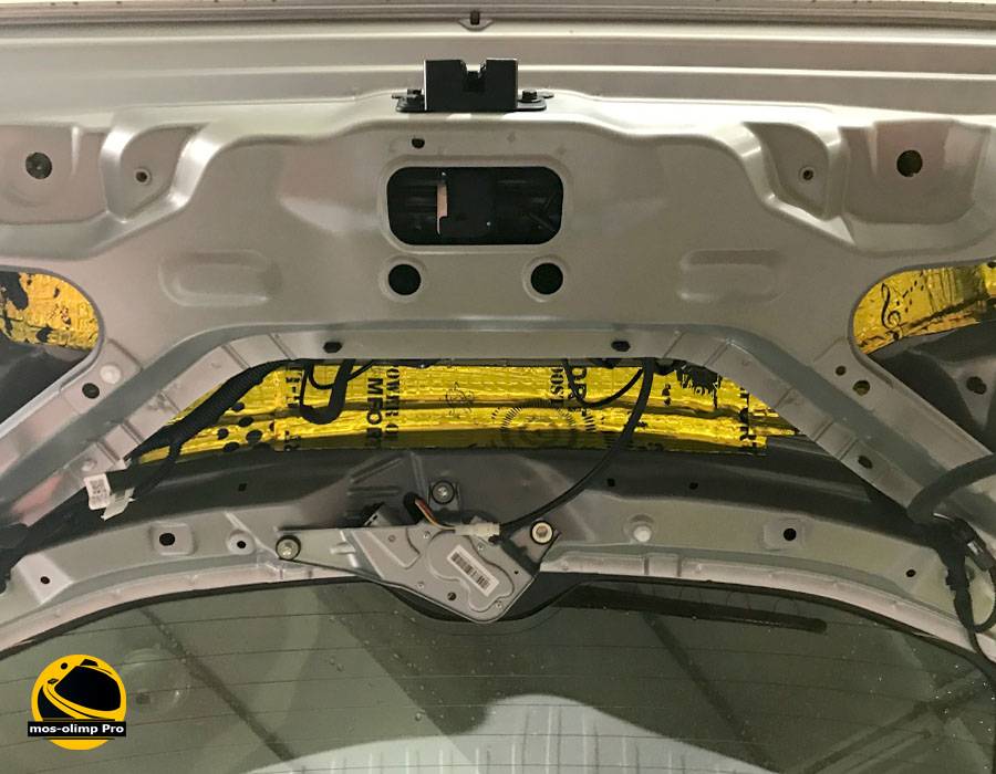 виброизоляция крышки багажника Хонда Пилот