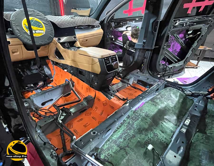 шумоизоляция автомобиля в Москве