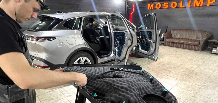 шумоизоляция автомобиля в москве